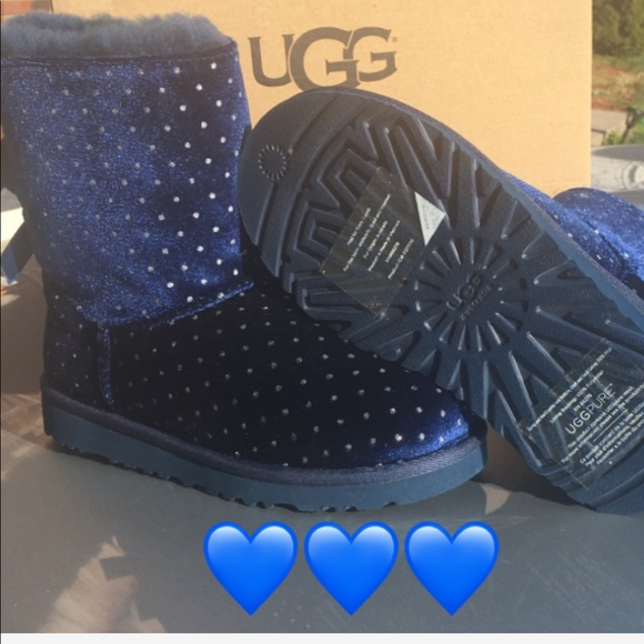Limited Edition Beautiful UGG Blue Velvet Boot - Picture 5 of 6
